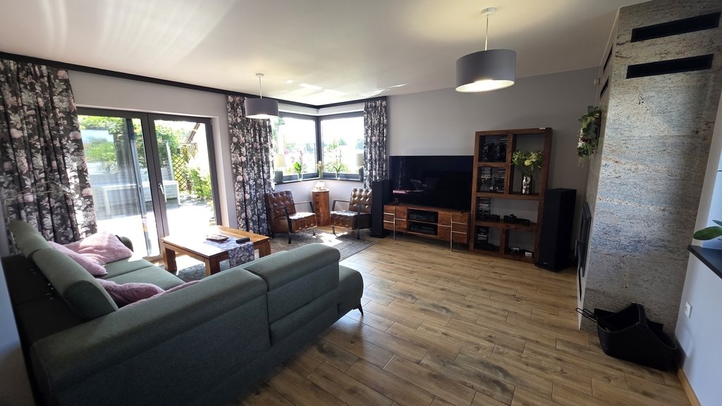 Nowoczesny dom 196 m² z ogrodem w Stepniczce zapraszam Stepniczka  196m2 Foto 1