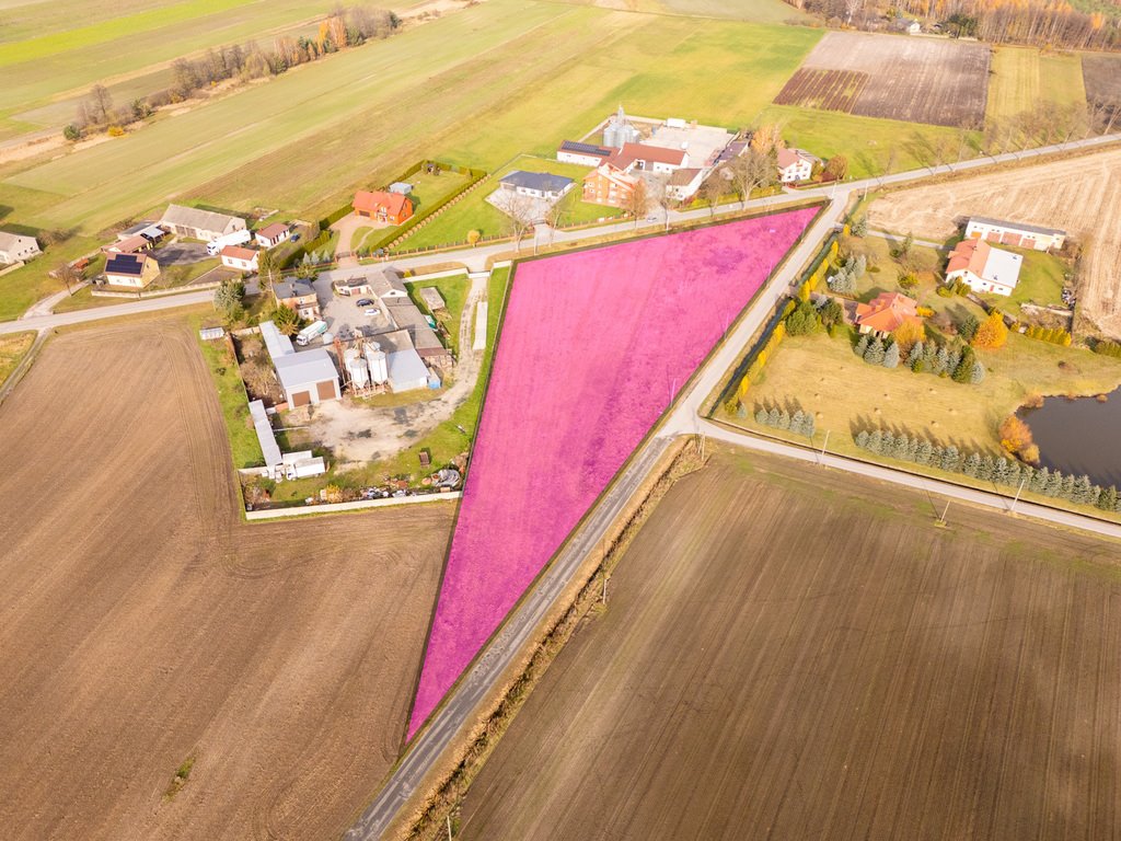 Działka budowlana 3 128 m² z mediami i dostępem asfaltowym Stasiolas  3 128m2 Foto 1