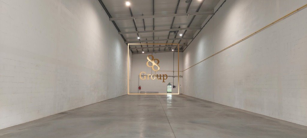 Magazyn 600m² z biurem, szybki dojazd, nośność 5T/m² Mroków  600m2 Foto 1