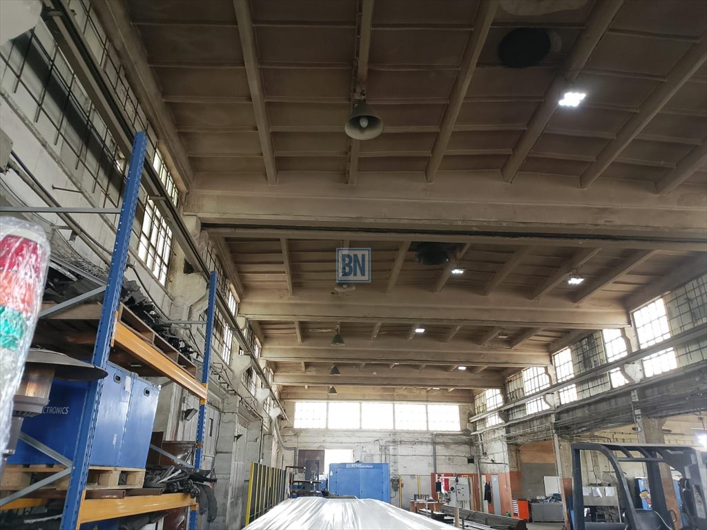 Hala magazynowa 1350 m² z biurami, suwnicą i placem Gliwice  1 350m2 Foto 1