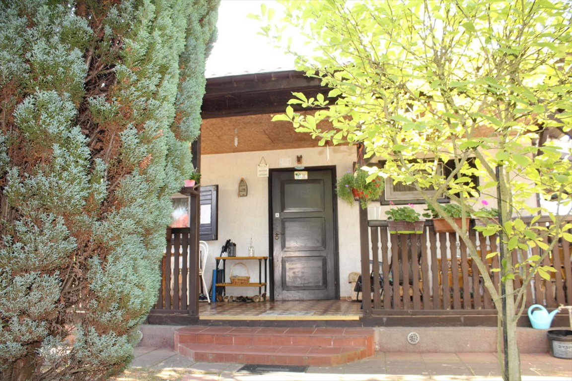 Polecam urokliwy drewniany dom letniskowy 49 m² w Radzyniu Radzyń  49m2 Foto 1
