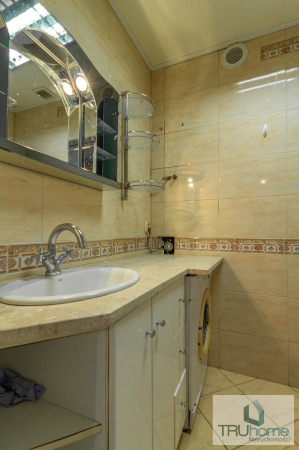 Mieszkanie dwupokojowe na sprzedaż Pyskowice, Centrum, Strzelców Bytomskich  50m2 Foto 1