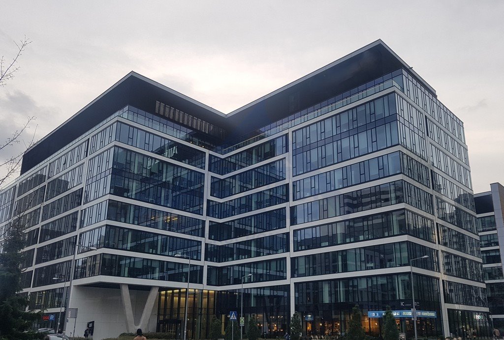 Nowoczesny kompleks biurowy w Śródmieściu z 430 miejscami parkingowymi Warszawa, Śródmieście  1 040m2 Foto 1