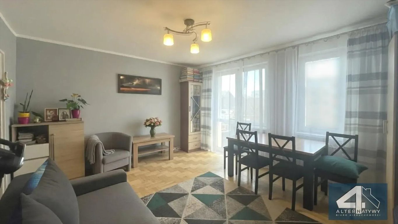 Przestronne 2 pokoje z dużym balkonem do własnej aranżacji Kozienice  46m2 Foto 1