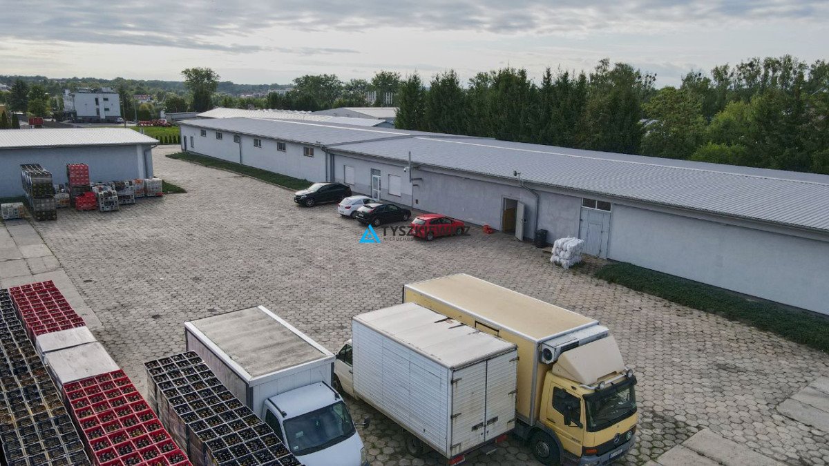 Magazyn z biurami 1806 m², gotowy do wynajmu lub sprzedaży Bartoszyce, Kętrzyńska  1 806m2 Foto 1