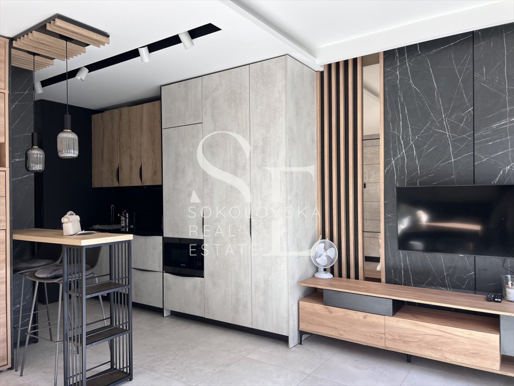 Eleganckie 27 m2 z widokiem, dostęp do SPA & Fitness Warszawa, Wola, Waliców  27m2 Foto 1