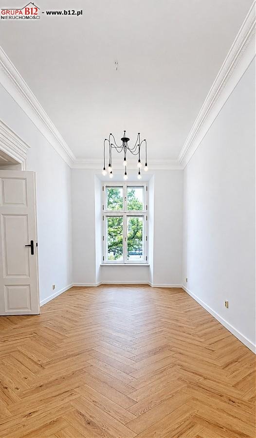 Wynajmę przestronny lokal 160 m² przy Rynku Głównym w Krakowie Krakow, Centrum, Rynek Główny  160m2 Foto 1