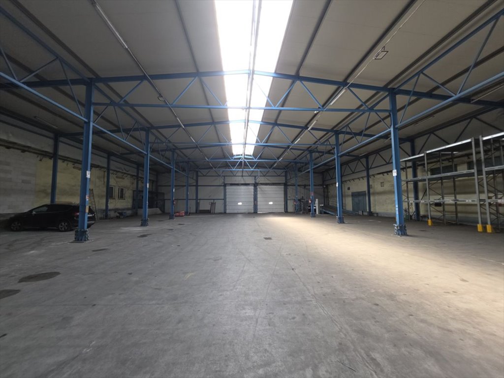 Zapraszam do wynajmu magazynów i hal produkcyjnych w Brzezinach Brzeziny  2 970m2 Foto 1