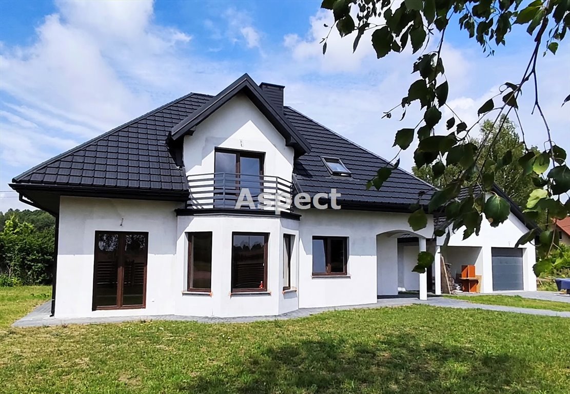 Dom na sprzedaż Kowala  221m2 Foto 1