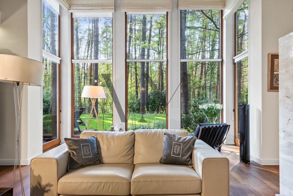 Ekskluzywna Villa w Magdalence z 340 m2 i 1815 m2 działki Magdalenka  340m2 Foto 1