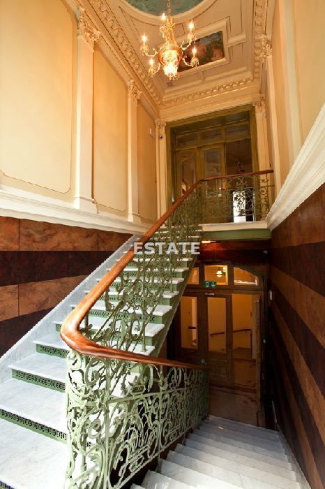 Biuro lub usługi w odrestaurowanej kamienicy, 16 m2 Łódź, Śródmieście  16m2 Foto 1