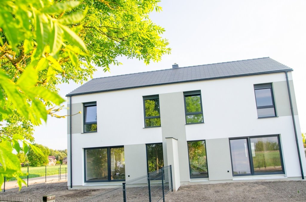 Nowoczesny dom 99 m² w Rokietnicy – gotowy do odbioru! Rokietnica  99m2 Foto 1