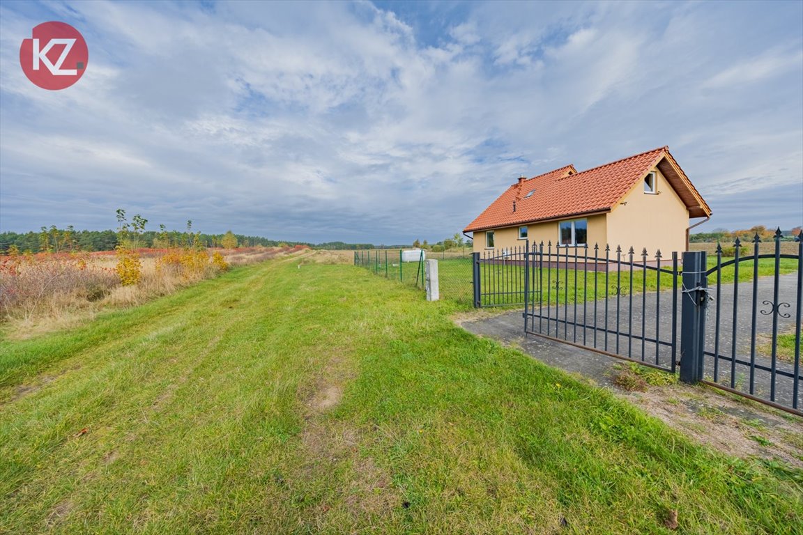 Urokliwy dom 86 m² w Rusinowie – spokój i funkcjonalność Rusinowo  86m2 Foto 1