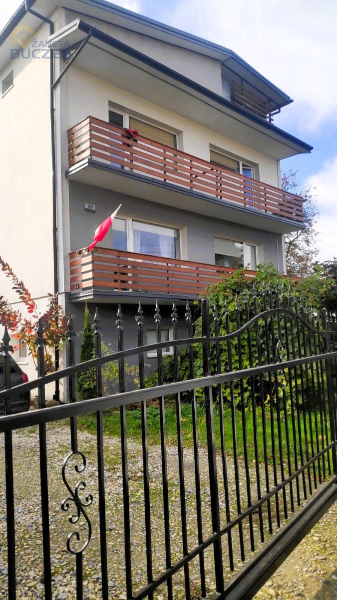 Przestronny dom 265 m² z tarasem i budynkiem gospodarczym Sochaczew, Młynarska  265m2 Foto 1
