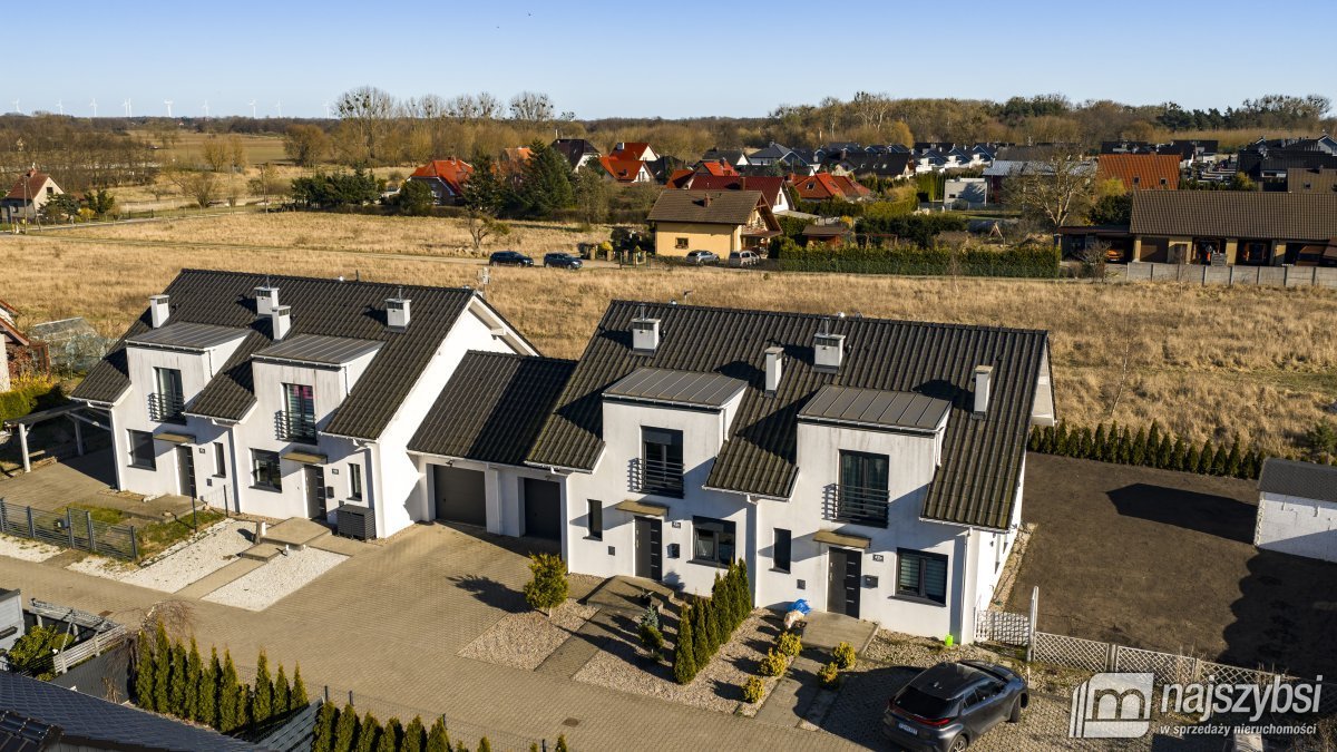 Środkowy segment 110 m2 z ogrodem i garażem w Stargard Stargard  110m2 Foto 1