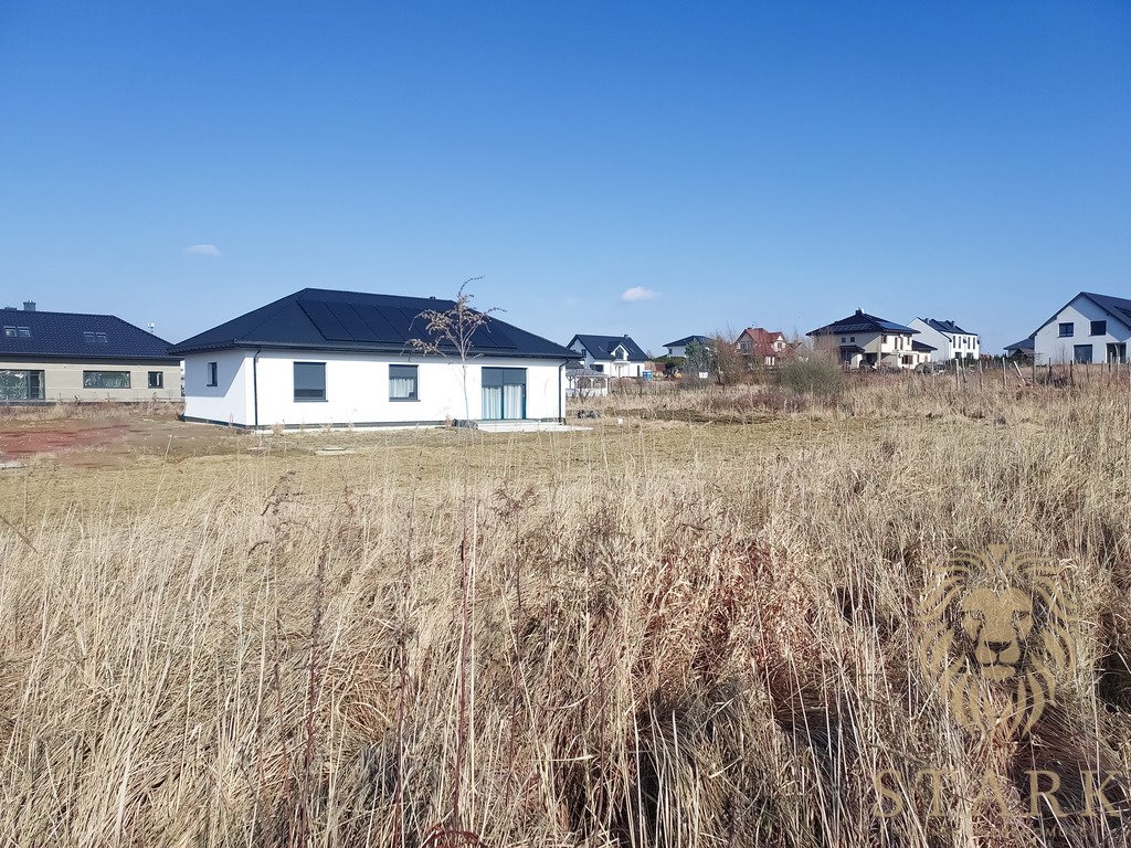 Działka budowlana 1067 m² w Mierzynie – MPZP, media, elastyczna zabudowa Mierzyn  1 067m2 Foto 1