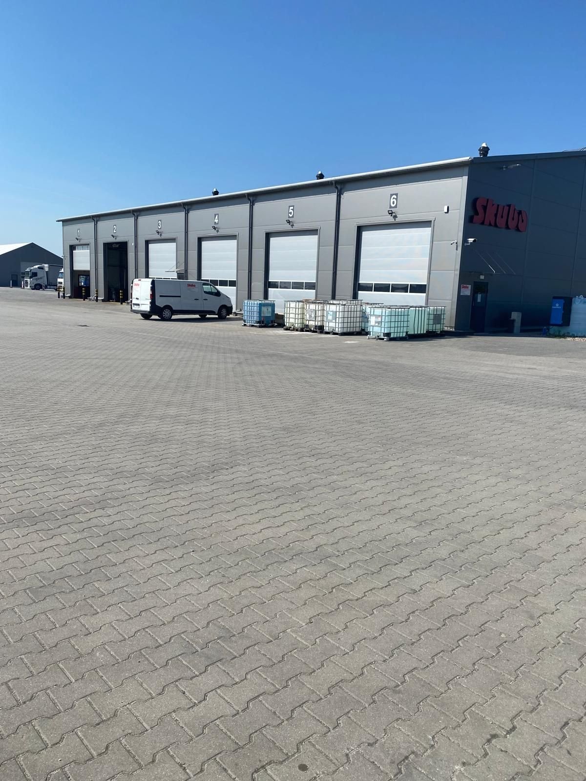 Lokal użytkowy na wynajem Sochaczew  330m2 Foto 1