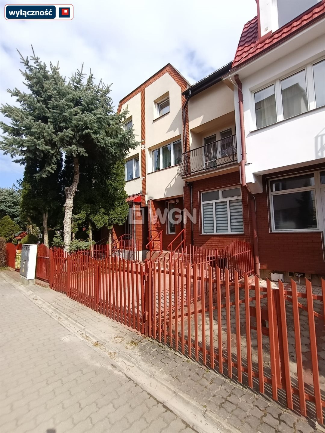 Dom szeregowy z lokalami użytkowymi, gotowy do wprowadzenia Ełk, Osiedle Bogdanowicza  180m2 Foto 1