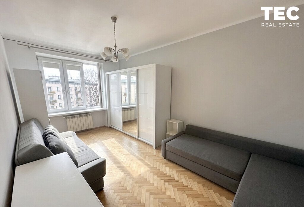 Przytulne 31 m² z potencjałem, widok na zieleń, gotowe do zamieszkania Kraków, Nowa Huta, Osiedle Urocze  31m2 Foto 1