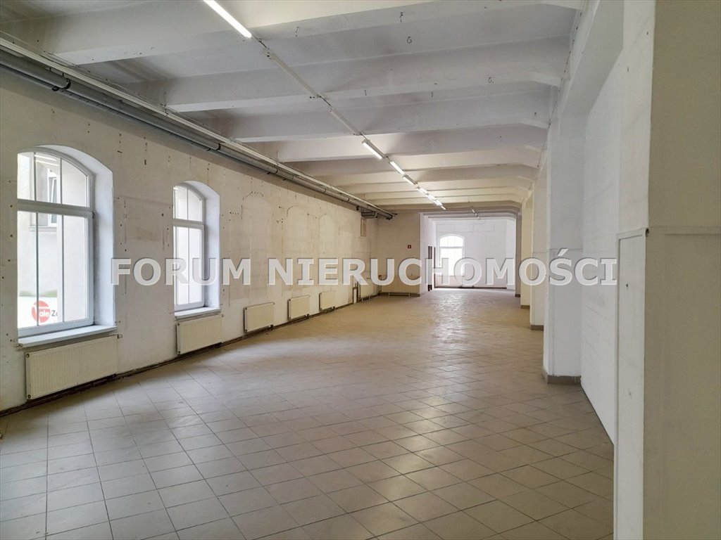 Lokal użytkowy na wynajem Bielsko-Biała, Centrum  159m2 Foto 1