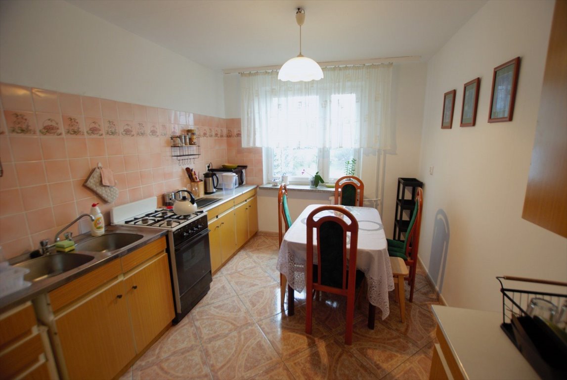 Mieszkanie trzypokojowe na sprzedaż Kielce, Barwinek, Barwinek  74m2 Foto 3