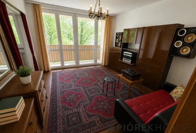 4-pokojowe mieszkanie z balkonem i komórkami w Woli Warszawa, Wola, Aleja Prymasa Tysiąclecia  67m2 Foto 1