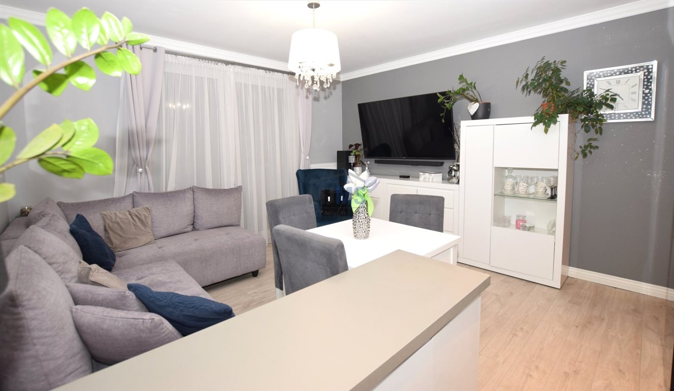 Mieszkanie trzypokojowe na sprzedaż Reda, Krokusowa  44m2 Foto 1