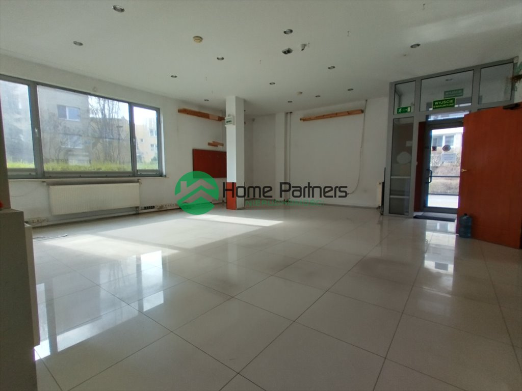 Przestronny lokal 212 m² z witrynami i dwoma wejściami Warszawa, Wilanów  212m2 Foto 1