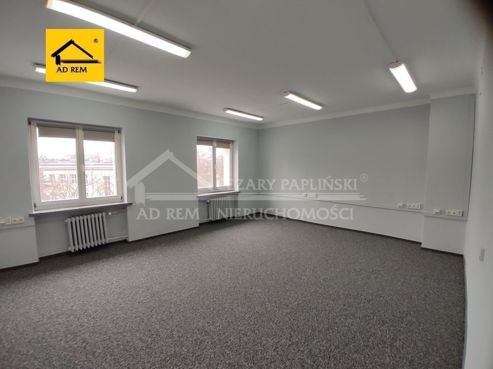 Polecam funkcjonalny lokal biurowy 30,7 m² z windą i parkingiem Lublin, Bronowice, Bronowice, Bronowice  31m2 Foto 1