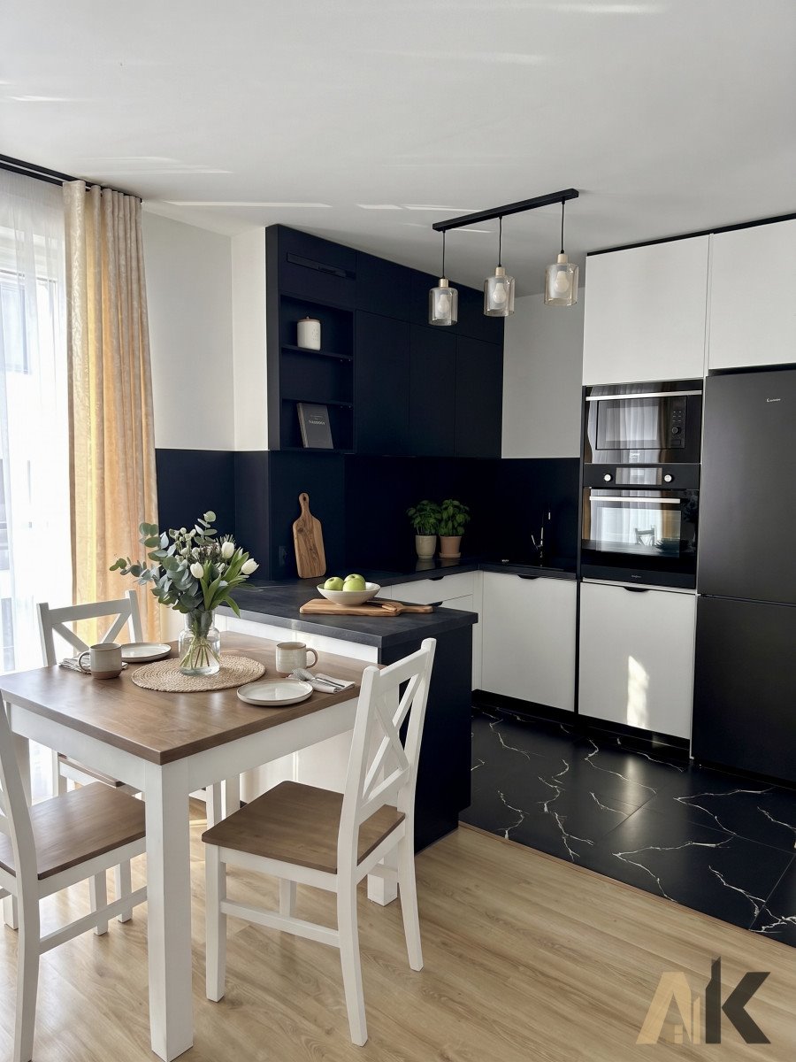 Wynajmę przestronne 55 m² apartament z balkonem w Nowym Sączu Nowy Sącz, Węgierska  55m2 Foto 1
