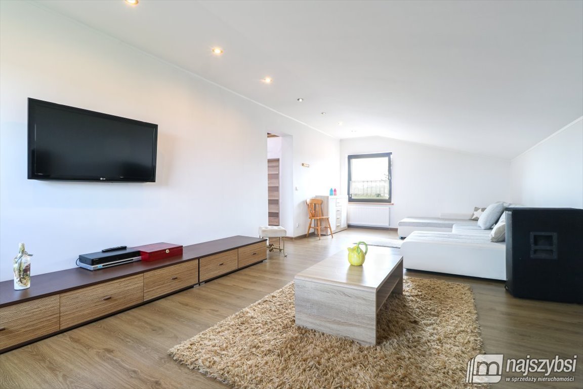 Dom z lokalem pod biznes (150 m²) w Przybiernowach Przybiernów  150m2 Foto 1