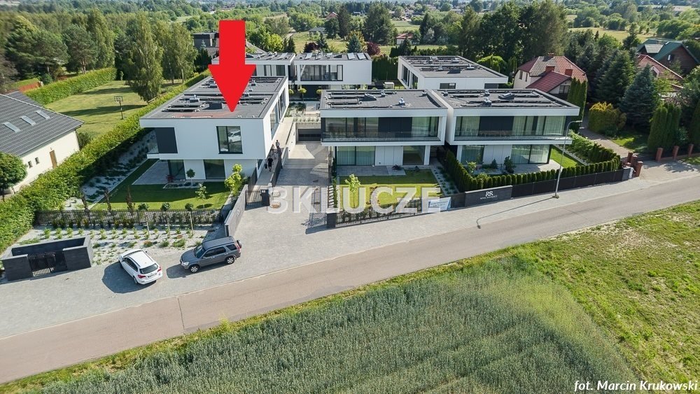 Polecam luksusowy dom 236 m² w Dąbrowicy pod Lublinem Lublin, Szerokie  236m2 Foto 1