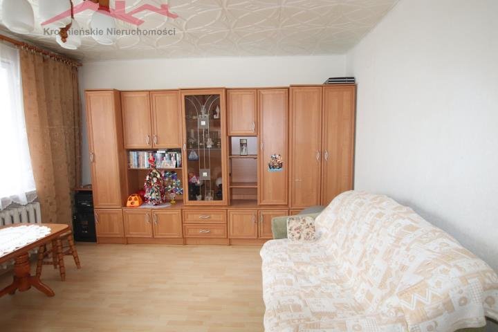 Przestronne 3-pokojowe mieszkanie z balkonem i piwnicą Krosno, Guzikówka  57m2 Foto 1