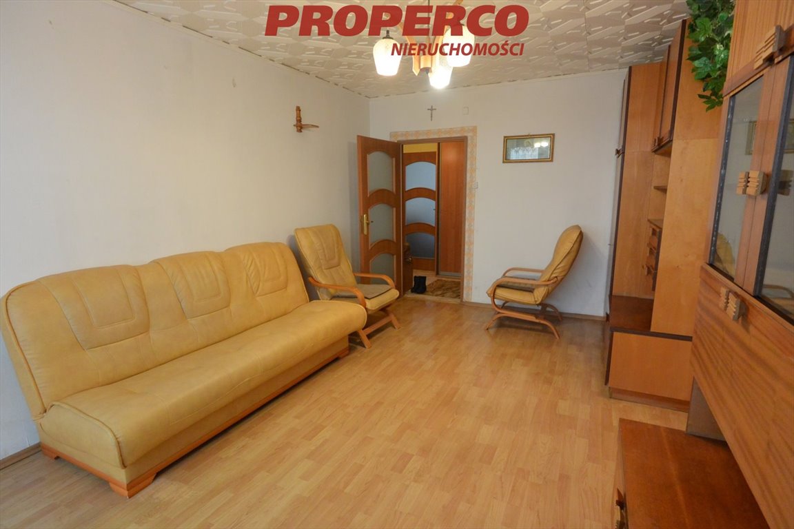 Przestronne 3 pokoje z widną kuchnią i dużym potencjałem Kielce, Świętokrzyskie, Jana Nowaka - Jeziorańskiego  66m2 Foto 1