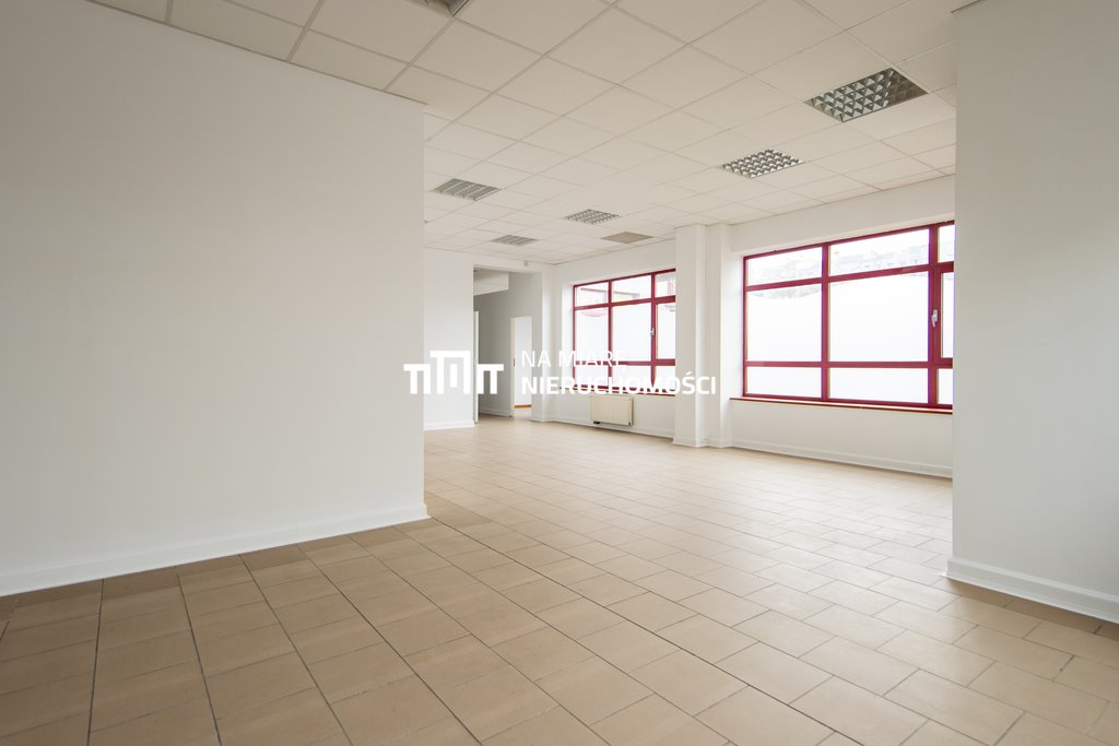 Lokal użytkowy 115 m² z dużym potencjałem w Rzeszowie Rzeszów, Krakowska  116m2 Foto 1