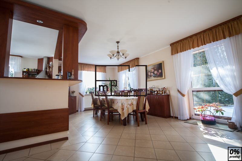 Dom na sprzedaż Gabryelin, Dworcowa 250m2 Foto 1 Dom na sprzedaż Gabryelin, Dworcowa 250m2 Foto 1
