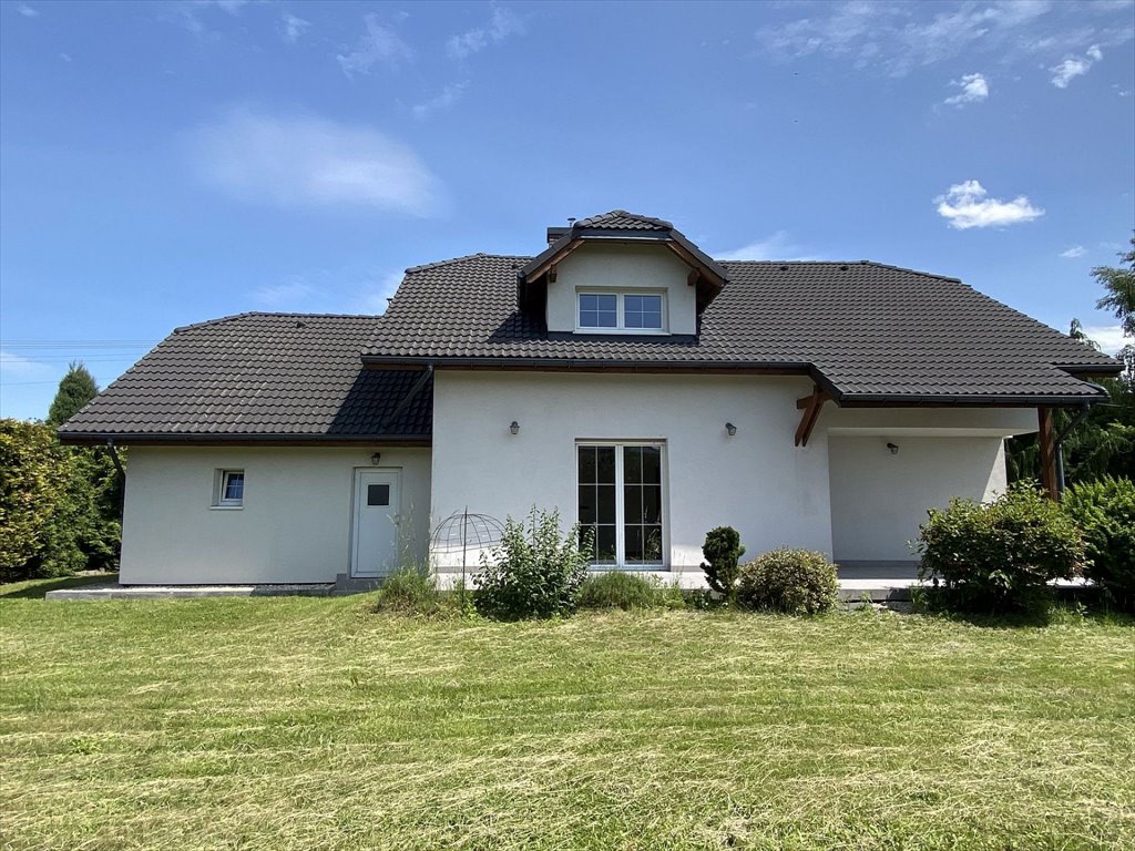 Dom na sprzedaż Ustroń, Ustroń, Jana Sztwiertni 25  200m2 Foto 1