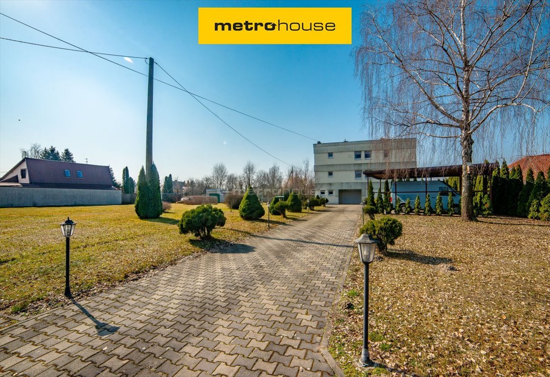 Solidny dom z potencjałem inwestycyjnym i 3 niezależnymi mieszkaniami Łódź, Górna, Tomaszowska  540m2 Foto 1