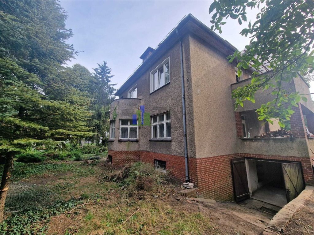 Przestronny dom 381 m2 z możliwością podziału i działalnością. Jelcz-Laskowice  381m2 Foto 1