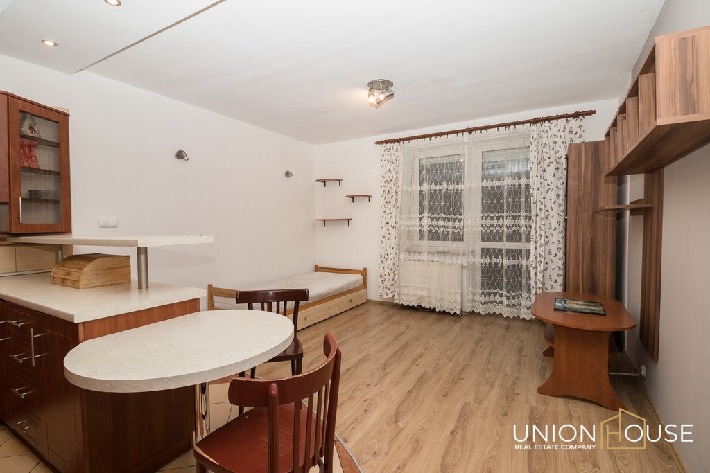 Mieszkanie czteropokojowe  na wynajem Kraków, Nowa Huta, gen. Leopolda Okulickiego  70m2 Foto 1