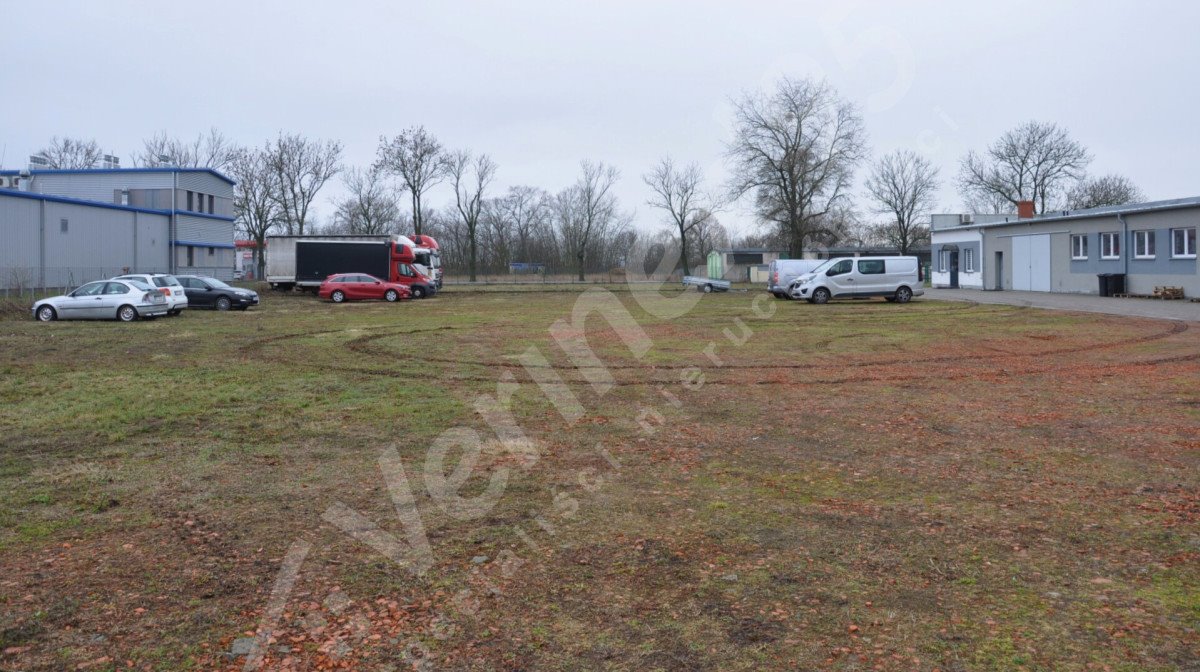 Lokal użytkowy na wynajem Grodzisk Wielkopolski  2 000m2 Foto 1