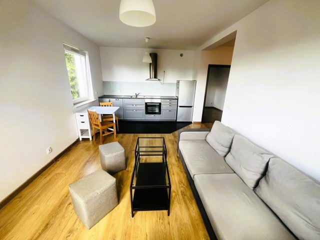 Kawalerka 32 m² w Chojnicach - umeblowany salon i miejsce parkingowe: Chojnice: BRZOZOWA