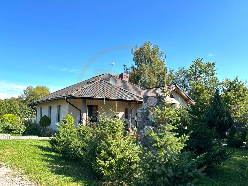 Polecam dom z dużą działką i potencjałem inwestycyjnym w Chełchach Chełchy  155m2 Foto 1