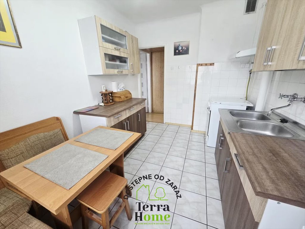 Na wynajem przestronne mieszkanie 4-pokojowe 60 m² w Kielcach Kielce, Uroczysko, Jarzębinowa  60m2 Foto 1