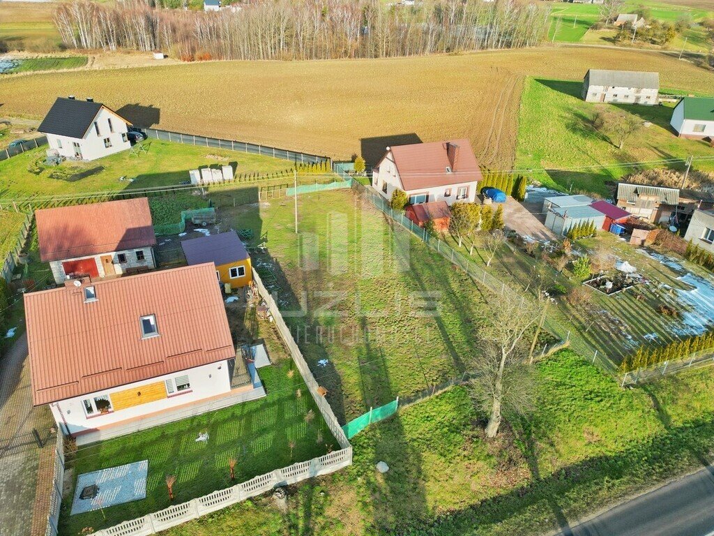Działka budowlana 1043 m² z mediami, spokojna okolica Mościska  1 043m2 Foto 1