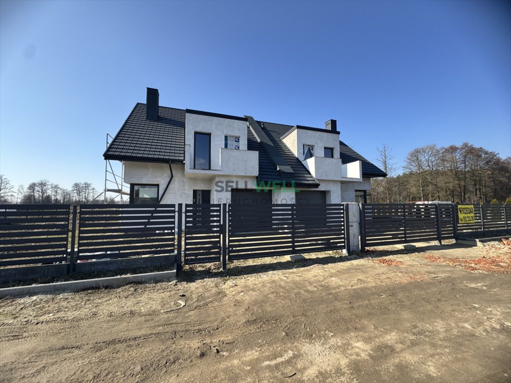 Mieszkanie na sprzedaż Antoniew, Główna  182m2 Foto 1