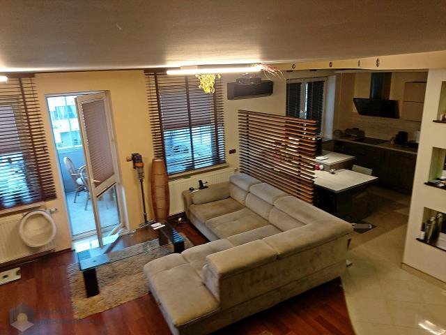 Dwupoziomowe mieszkanie z oranżerią i jacuzzi w Wołominie Wołomin, Lipińska  103m2 Foto 1