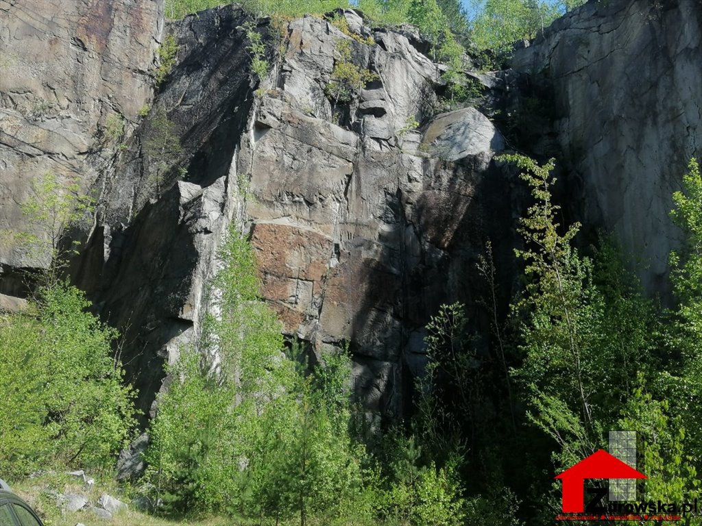 Polecam kamieniołom granitu Bożi Hora z dużym potencjałem Czechy, Zulova  58 057m2 Foto 1