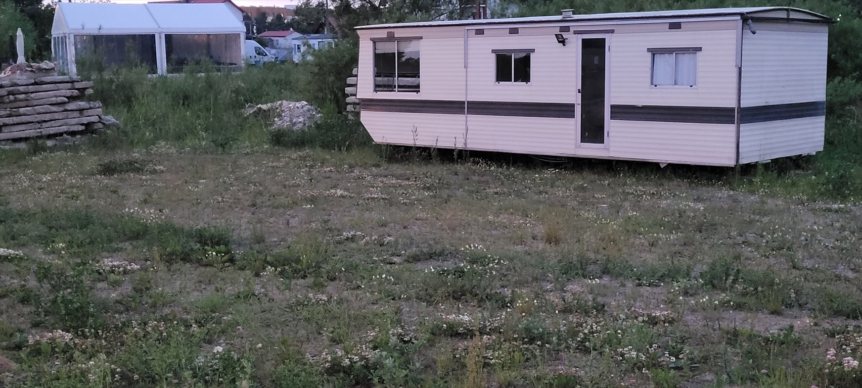 Sprzedam atrakcyjną działkę pod dom i inwestycję w Strzeżenicach Strzeżenice  334m2 Foto 1