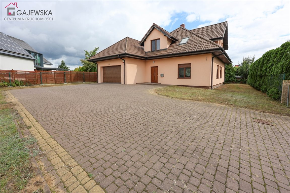 Zapraszam do domu 174 m² z ogrodem i garażem w Piła Piła, Koszyce  205m2 Foto 1